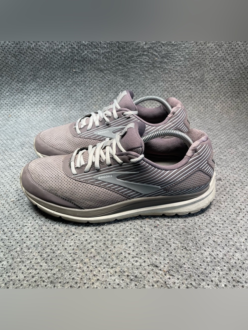 Brooks Addiction Grey Walking Shoes Size 11 Women’s